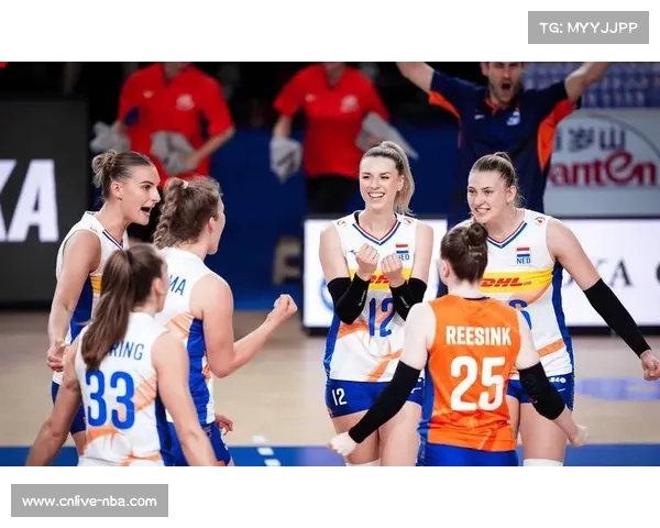 美国女排联赛最佳防守球员摩根·亨茨169次防守，第四度获奖